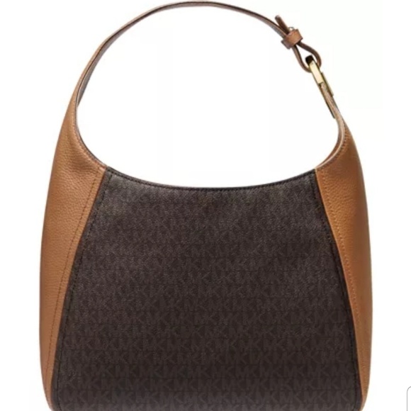 Michael Kors Handbags - Michael Kors Fulton Hobo *FINAL REDUCTION* Michael Kors Handbags - Michael Kors Fulton Hobo *FINAL REDUCTION*